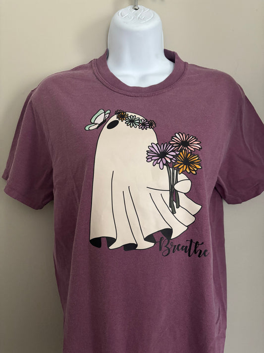 Breathe Ghostie | Graphic T-shirt