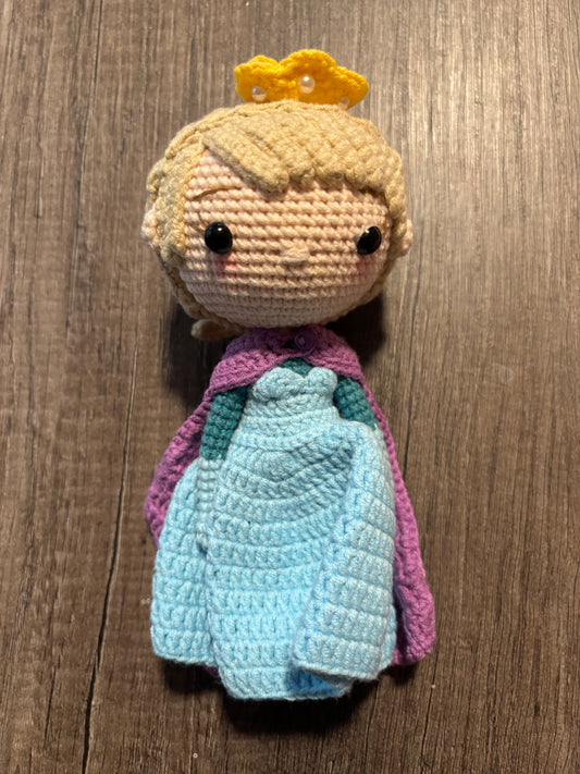 Queen Elsa |  Crochet Amigurumi Princess Dolls